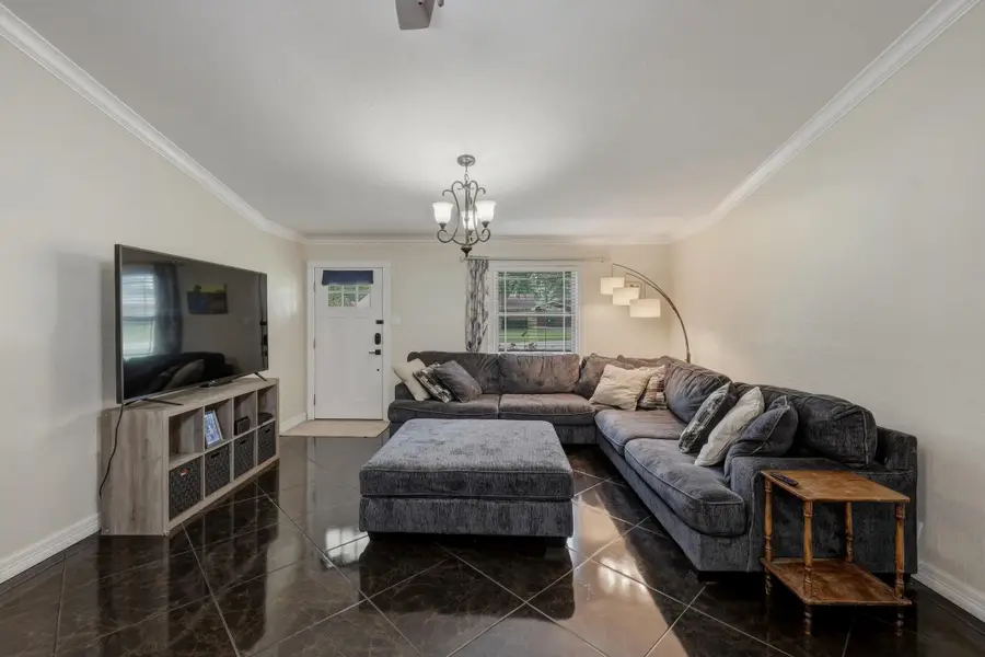 213 Walter St, Lakeport, TX 74603 - #3