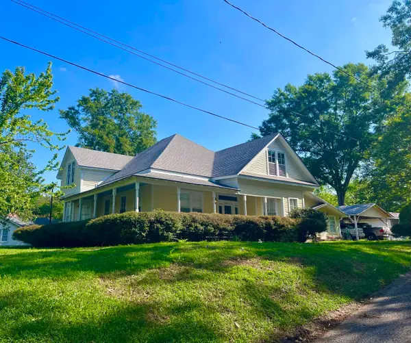 304 N Alley, Jefferson, TX 75657