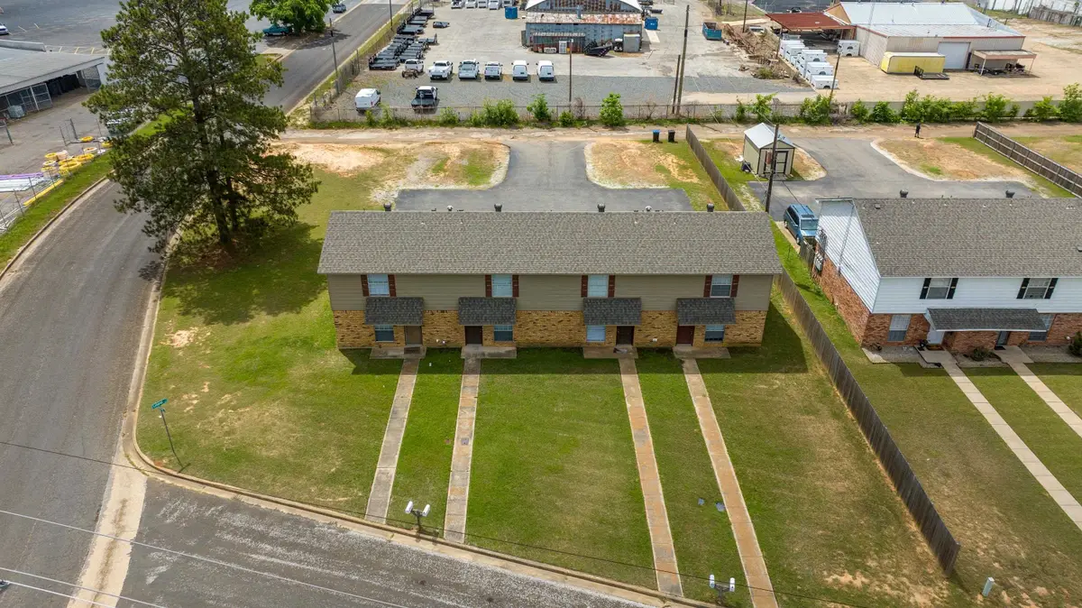 1230-1256 Meadowview Dr., Longview, TX 75604 - #1