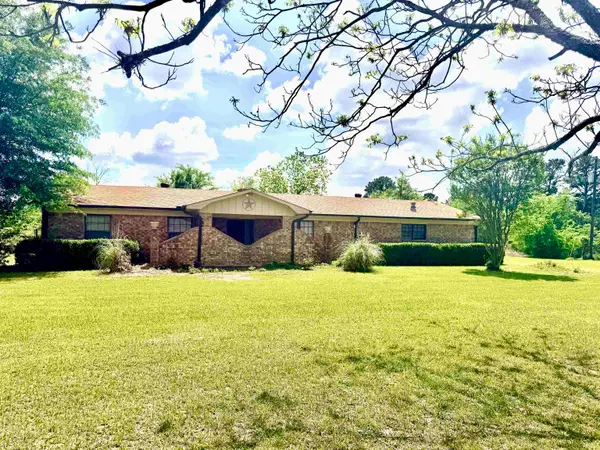 14638 E FM 1716, Henderson, TX 75652