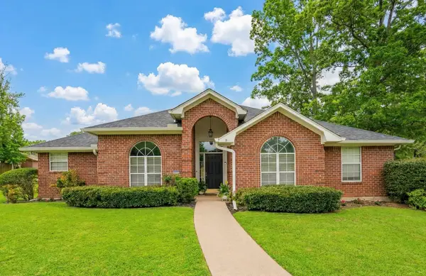 3901 Fern Ridge Dr, Longview, TX 75605