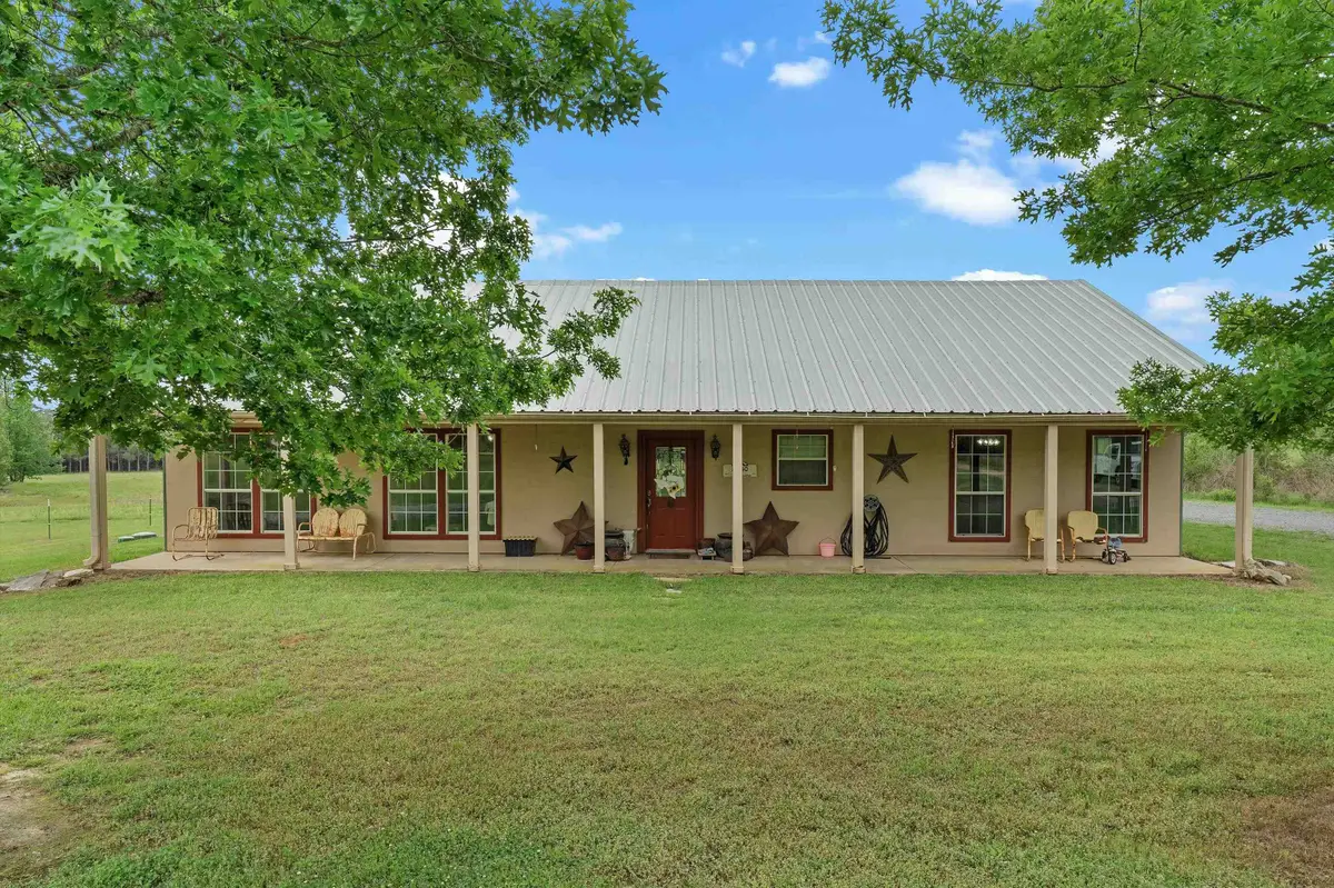 8550 New Hope Rd, Gilmer, TX 75645 - #1