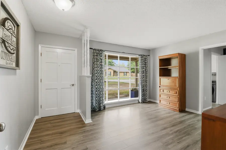 110 E Larkspur, White Oak, TX 75693 - #2