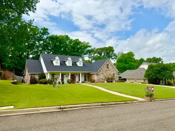 3709 HOLLY TRAIL, Longview, TX 75605