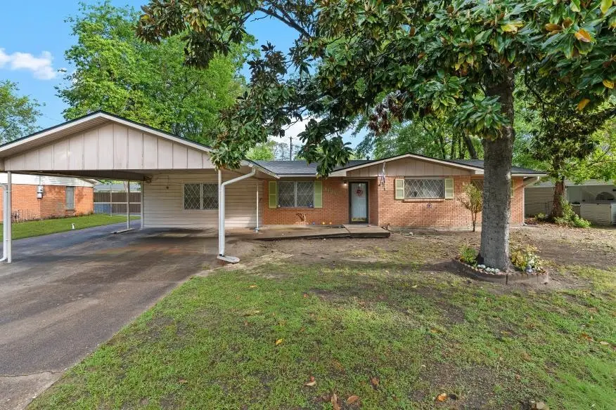 1126 Oakwood, Carthage, TX 75633 - #1