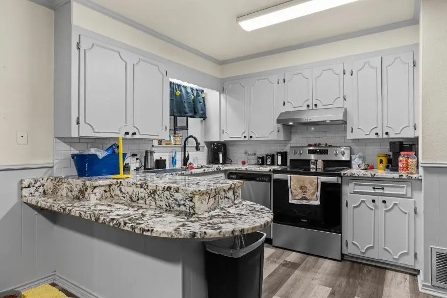 1126 Oakwood, Carthage, TX 75633 - #3