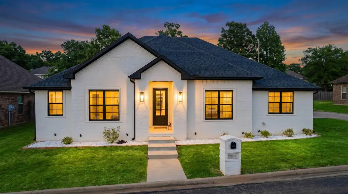 2904 Lismore, Longview, TX 75605 - #1