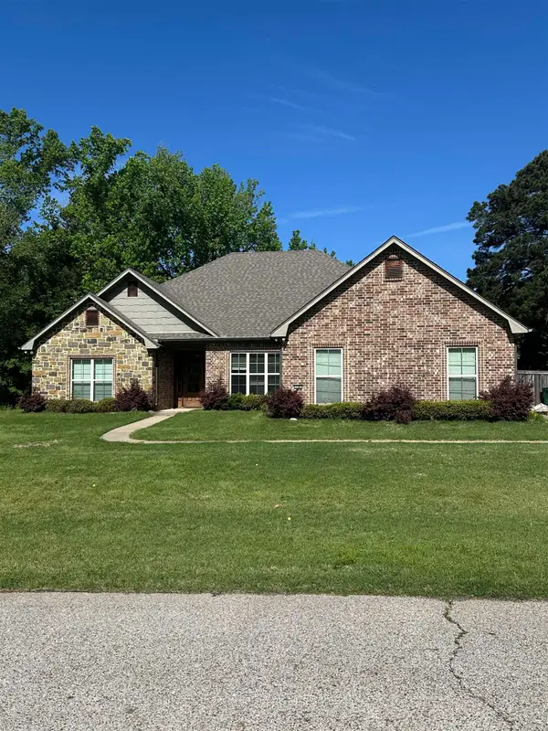 110 Hidden Creek Lane, Longview, TX 75602