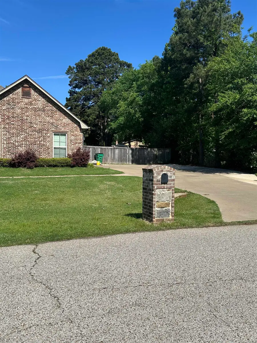 110 Hidden Creek Lane, Longview, TX 75602 - #2