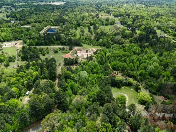 2687 Camp Switch Rd, White Oak, TX 75693