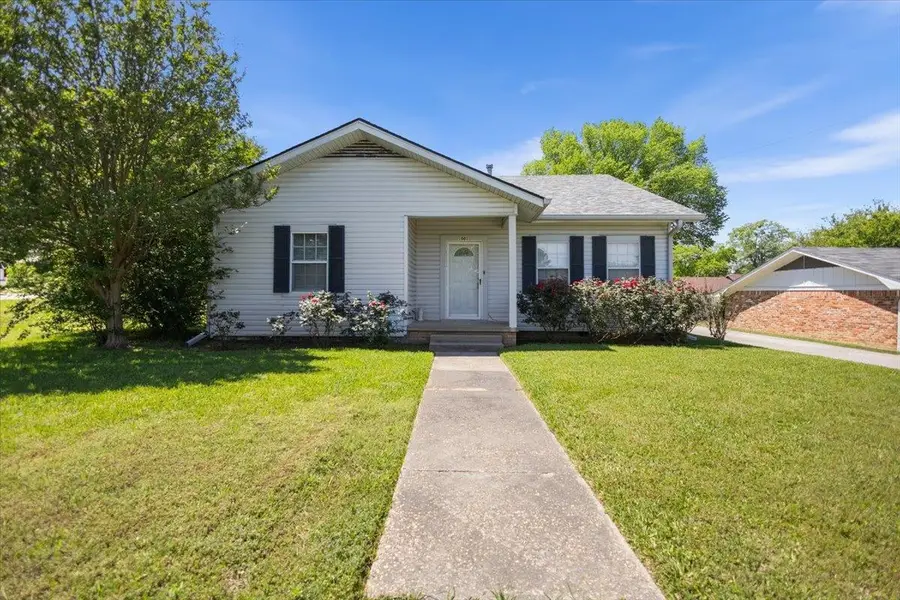 1001 S Georgia Street, Troup, TX 75789 - #2