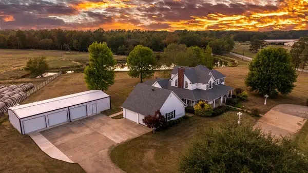 1136 CR 2001, New Boston, TX 75570