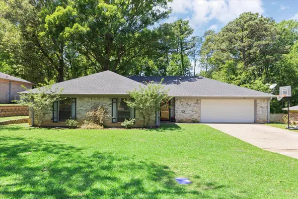 3017 Evangeline, Longview, TX 75605