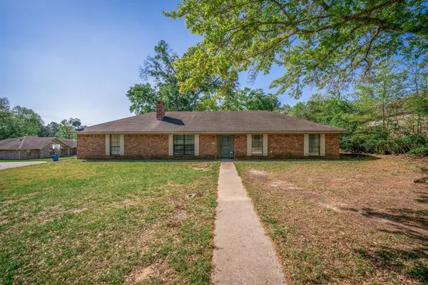 408 E Mari Beth Ln, White Oak, TX 75693