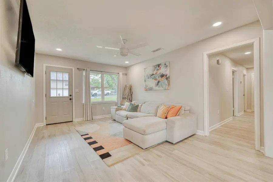 202 W Church St., White Oak, TX 75693 - #3