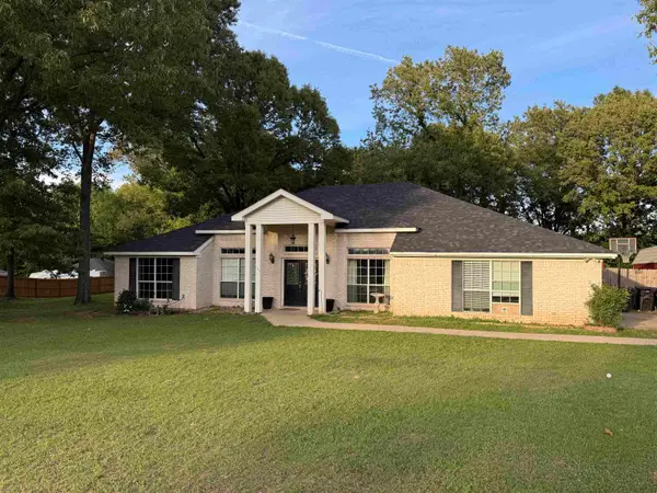 125 Spring Dr., Marshall, TX 75672