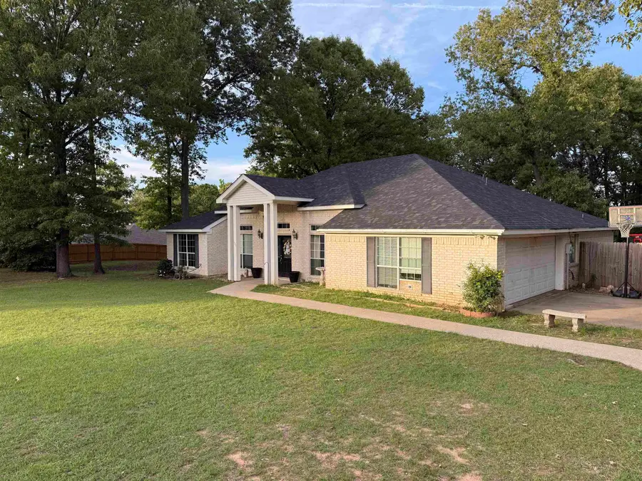 125 Spring Dr., Marshall, TX 75672 - #2