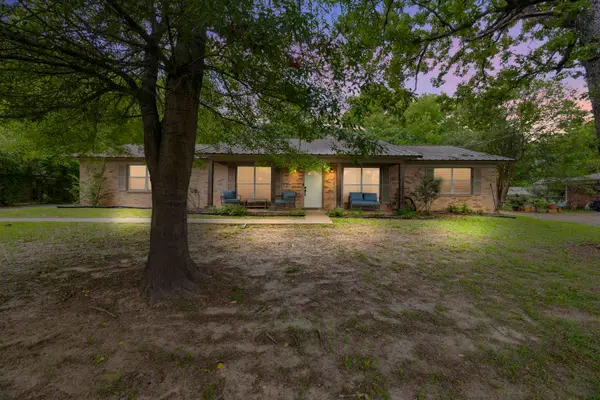 109 Heights Park Dr, Longview, TX 75601