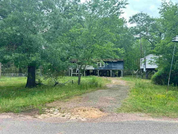 165 LORI DR, Karnack, TX 75661