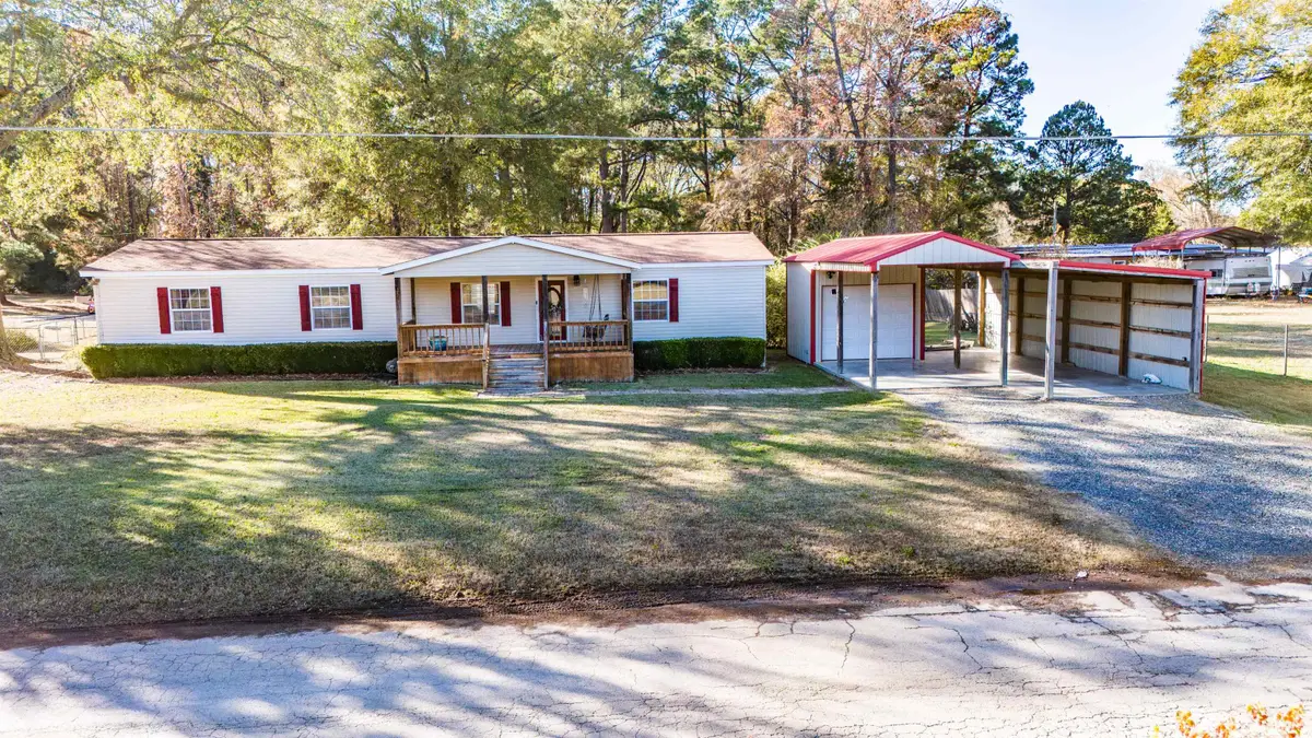 605 NOBLE, Waskom, TX 75692 - #1