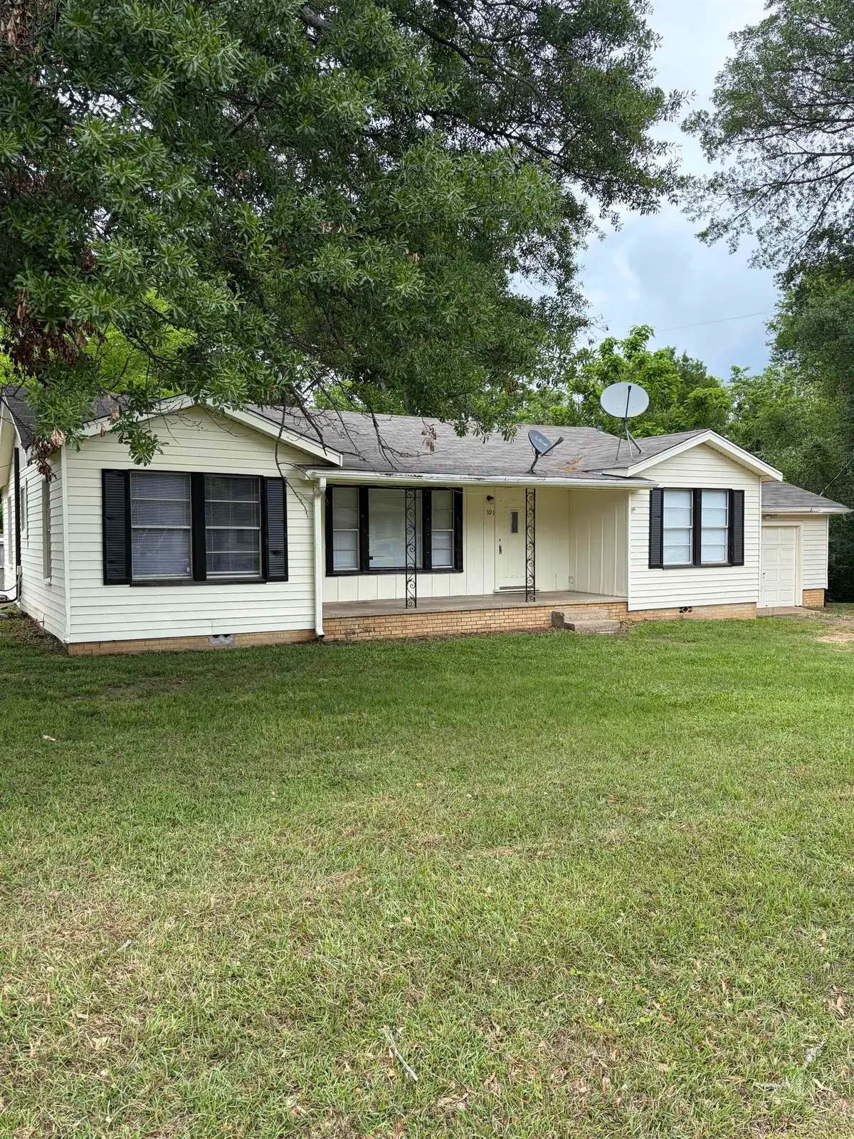 101 E Pirate, Longview, TX 75604 - #1