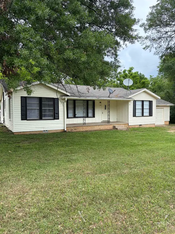 101 E Pirate, Longview, TX 75604