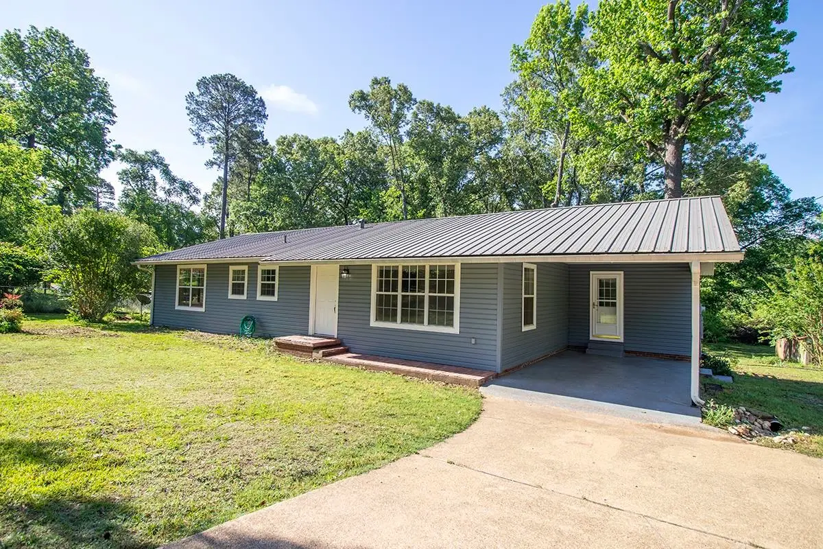 106 W Ward, White Oak, TX 75693-2612 - #1