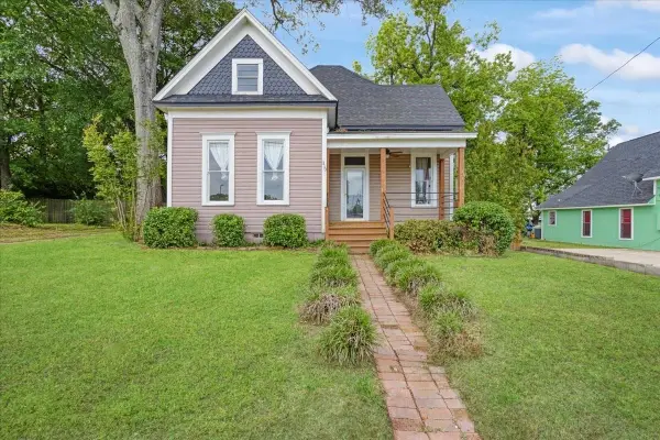 310 E 3rd St., Mount Pleasant, TX 75455