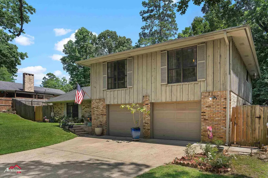 905 Moonbeam Ave., Center, TX 75935 - #2