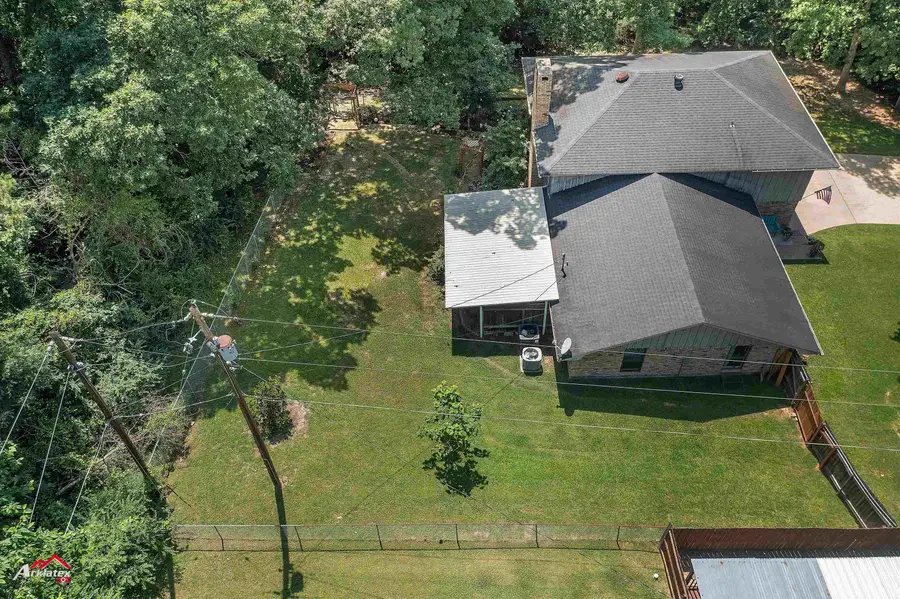 905 Moonbeam Ave., Center, TX 75935 - #3