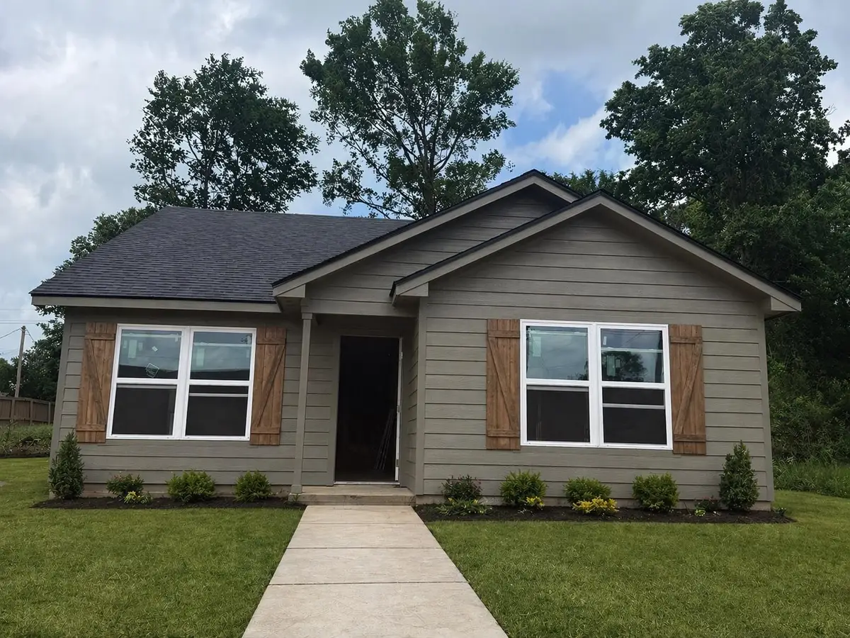 219 E E Fleming, Longview, TX 75604 - #1