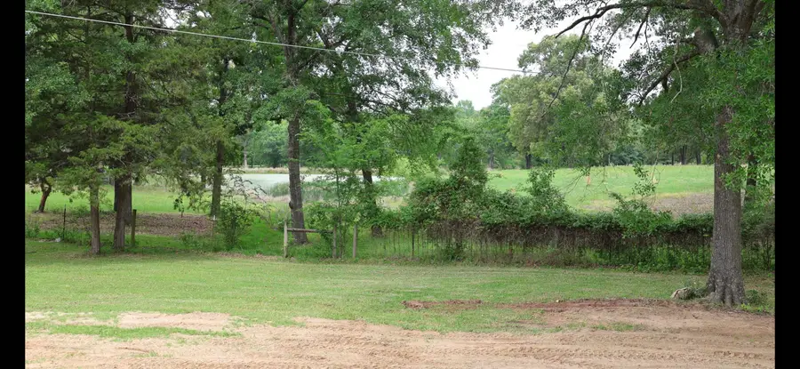 215 Hillburn, Kilgore, TX 75662 - #3