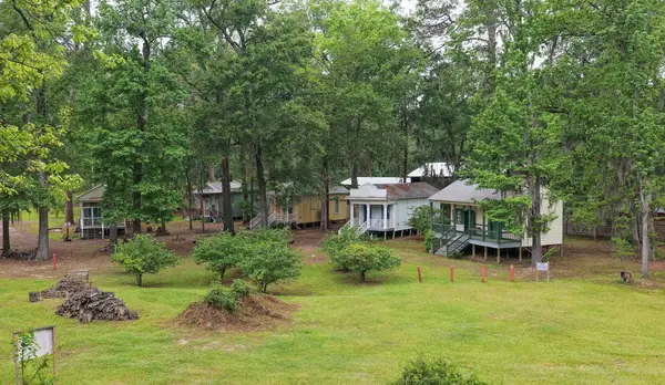968 Cypress Drive, Karnack, TX 75661