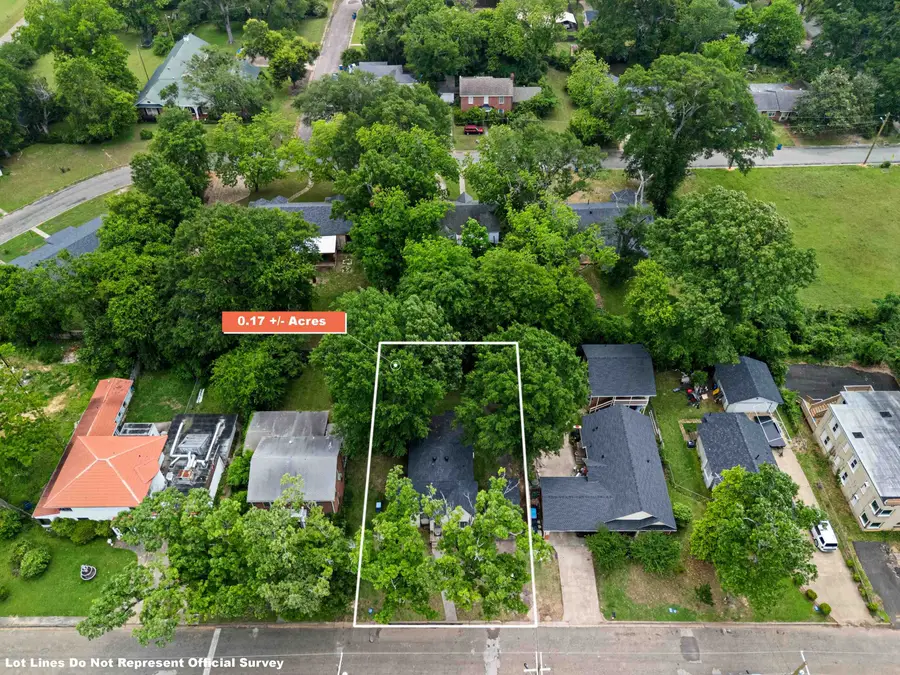 1302 Washington Place E., Marshall, TX 75670 - #3