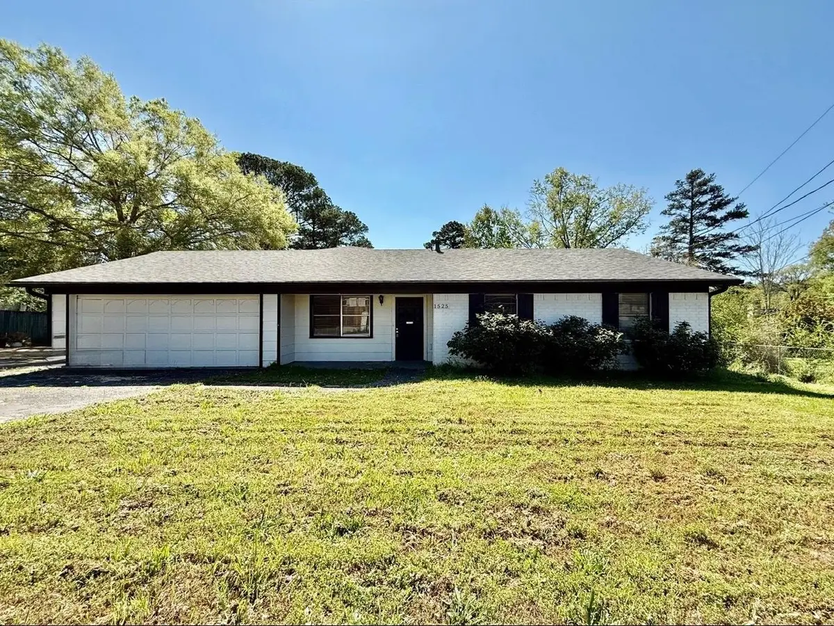 1525 Duncan Dr., Henderson, TX 75654 - #1