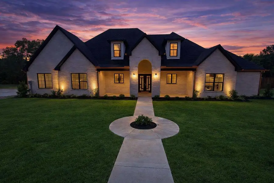 150 Waterfowl Ln., Longview, TX 75602 - #2