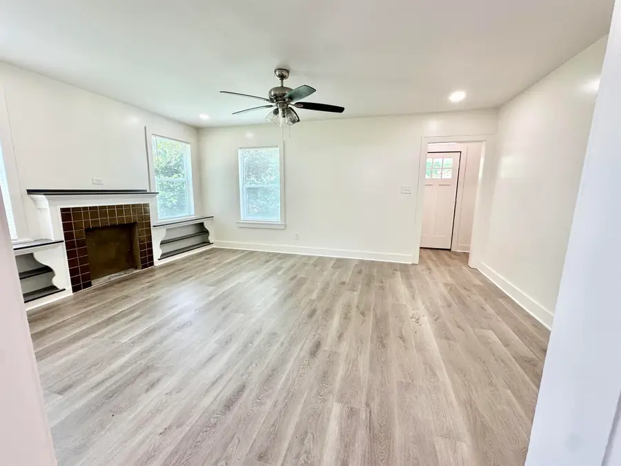 108 W Hughes St, Longview, TX 75602 - #2