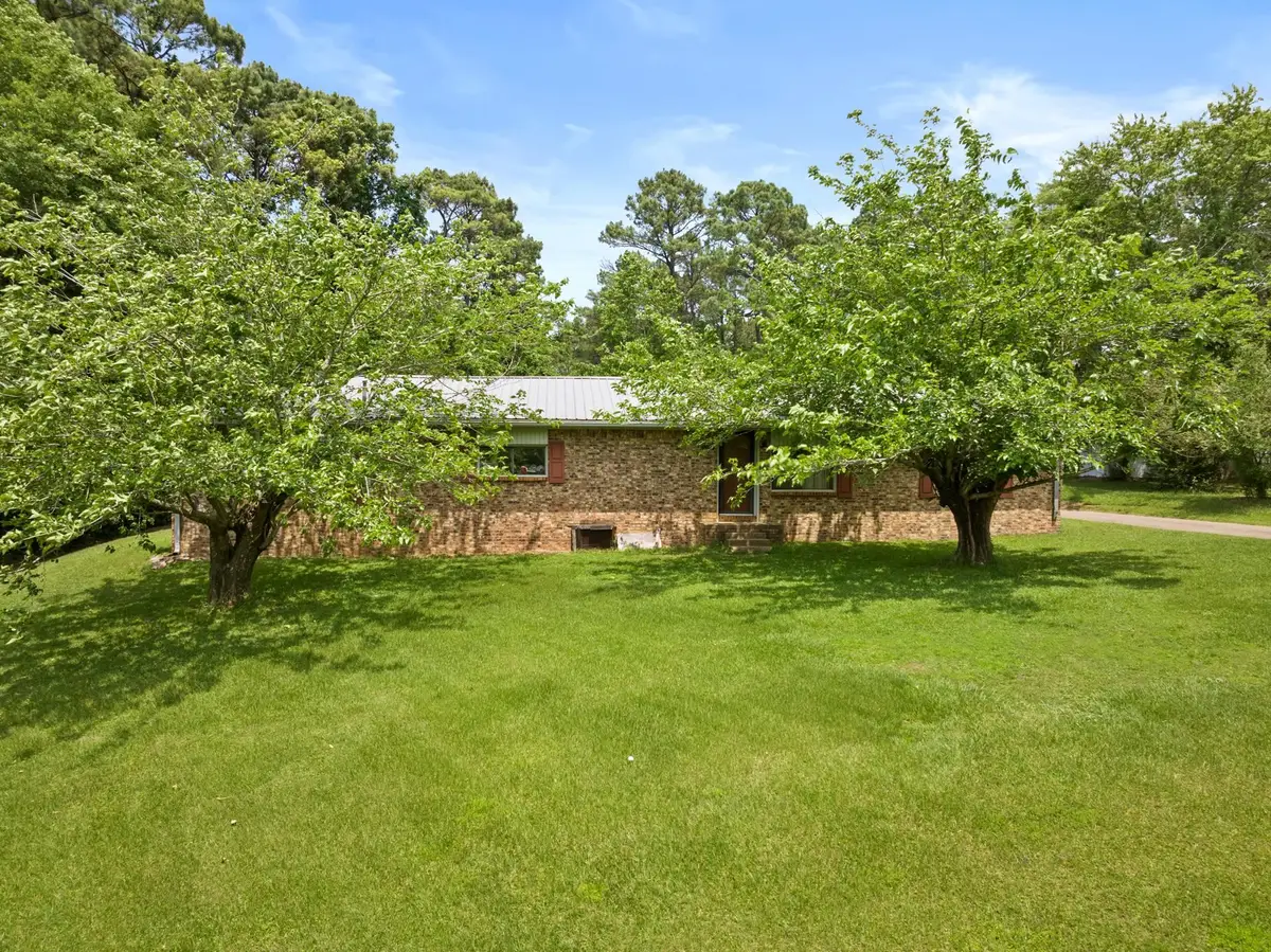604 N Kasling St, Hughes Springs, TX 75656-0000 - #1