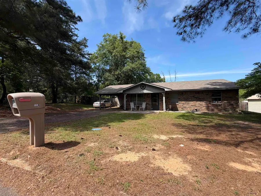 804 GRAPEVINE ST, Daingerfield, TX 75638 - #2