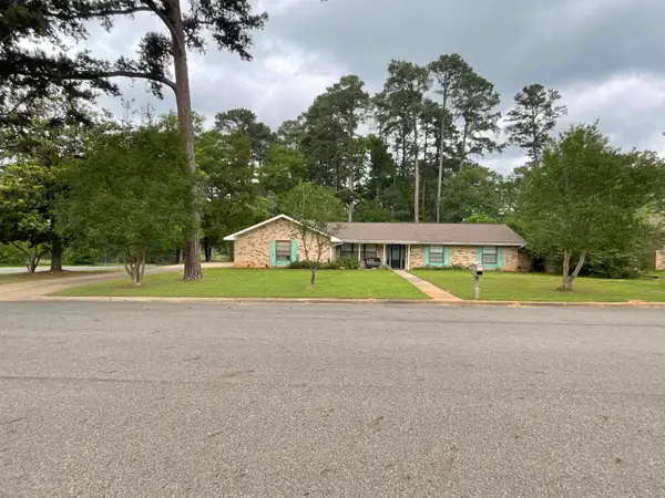 4301 John Reagan, Marshall, TX 75672