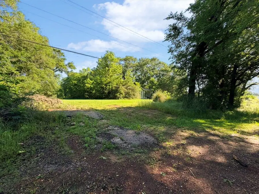 380 W Sterling Price St, Tatum, TX 75691 - #2