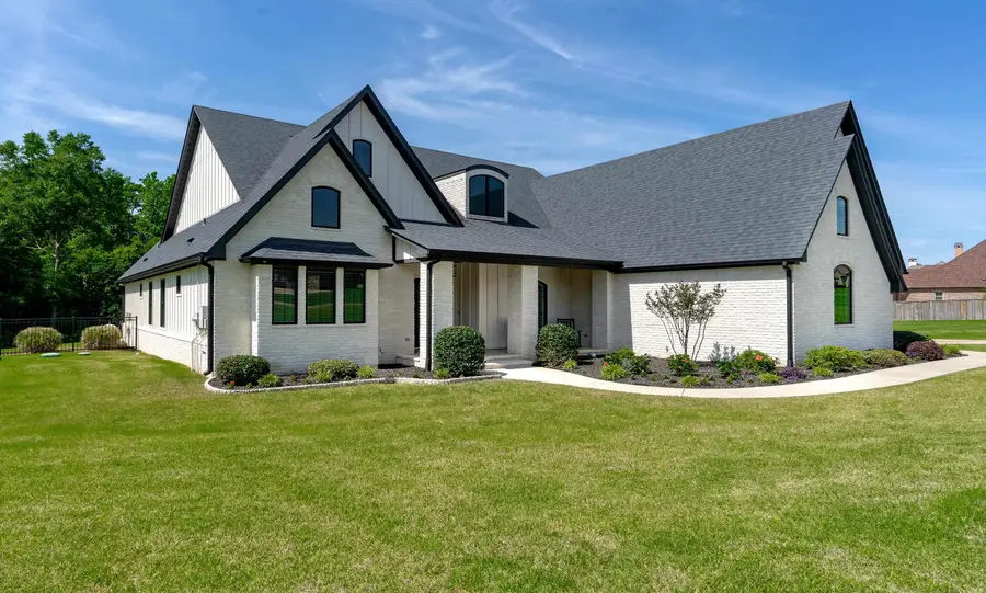 105 Alexis Dr, Longview, TX 75605 - #3