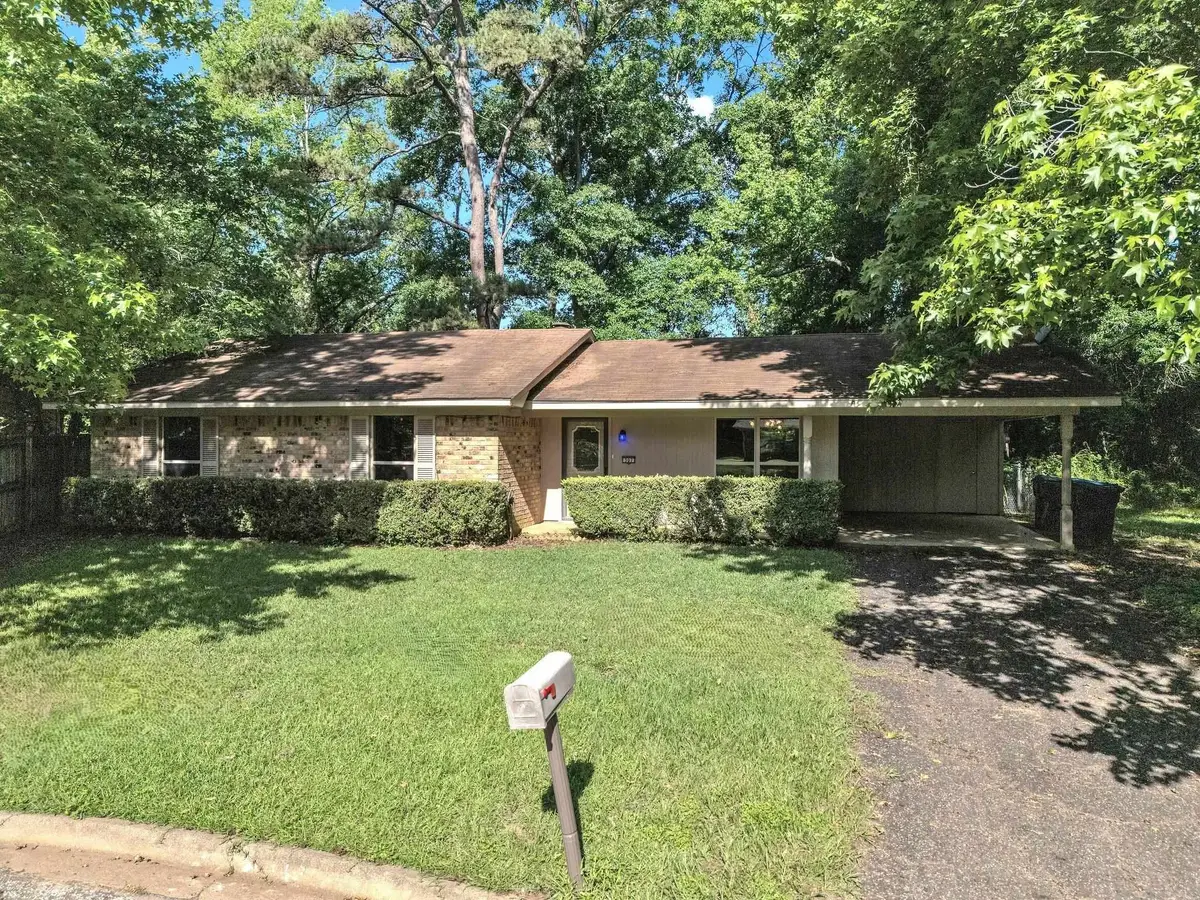 307 Freedom St, Longview, TX 75604 - #1