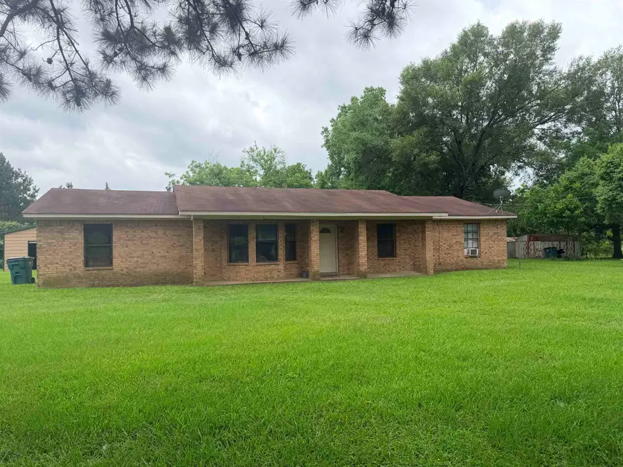 310 Holt St, Carthage, TX 75633 - #3