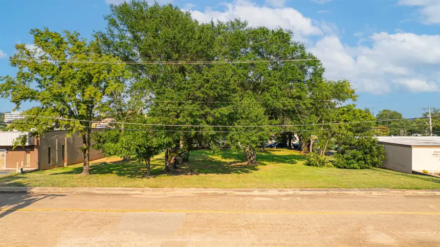 434 N FREDONIA ST, Longview, TX 75601 - #3