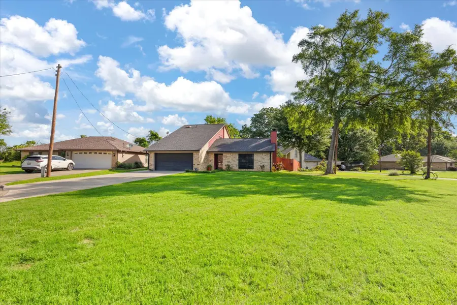 302 Cindi Ct., Longview, TX 75605 - #3