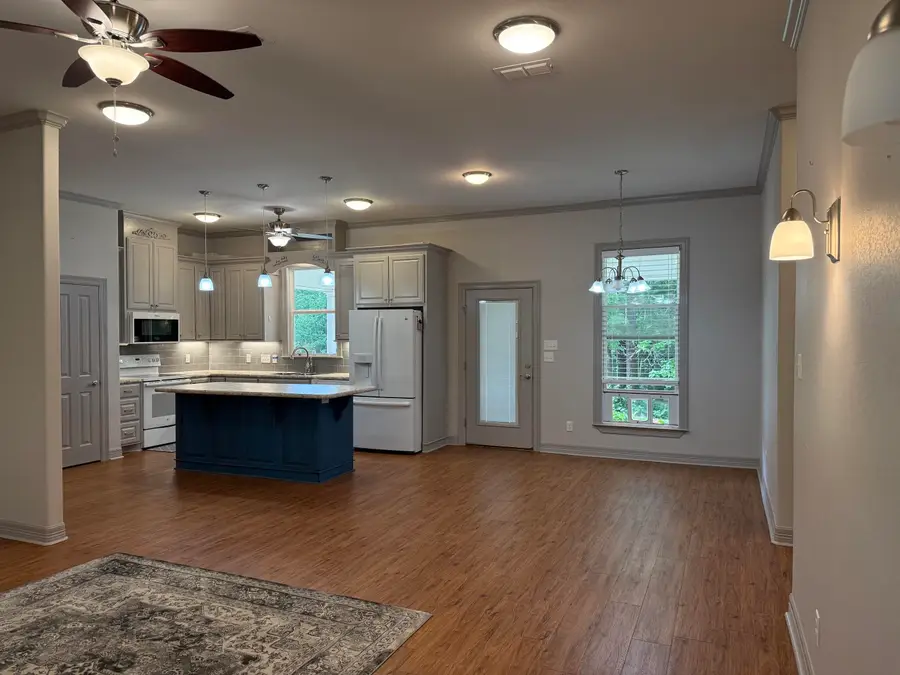 650 Widgeon Ln., Gilmer, TX 75645 - #3