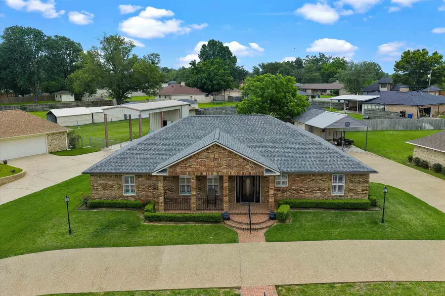 1413 Shawnee Trl, Henderson, TX 75654 - #2