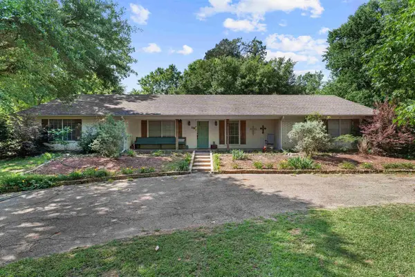 119 Hiett, Longview, TX 75605