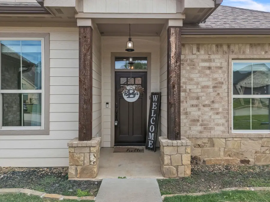 106 Champions Dr, Hallsville, TX 75650 - #2